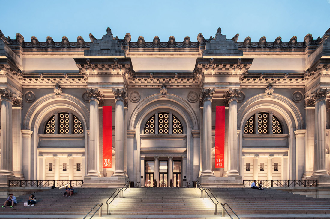 exterior front entrance of the met museum